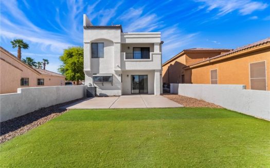 1446 Lause Rd, Bullhead City, AZ 86442